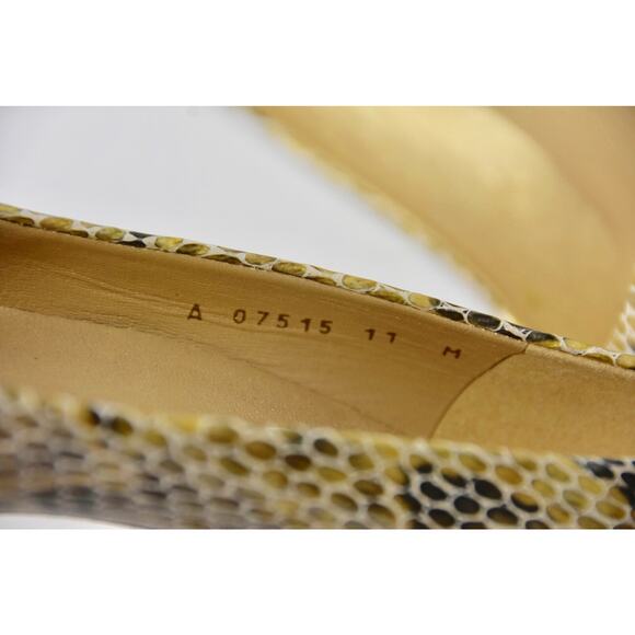 Stuart Weitzman Logo Plainfield Snake-Print Leather Peep-toe Pump Size 11 - Picture 6 of 11